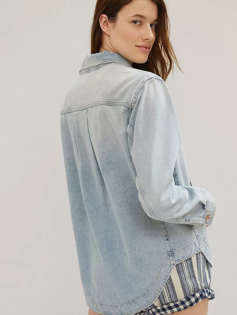 Pilcro The Icon Flare Low-Rise Jeans - Image 6